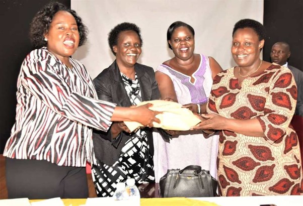 Vice President delivers a contribution of UGX60m from President Museveni to the Visionary Women Entrepreneurs and Advisory Center SACCO Limited (VWEAC) at the 5th Annual General Meeting