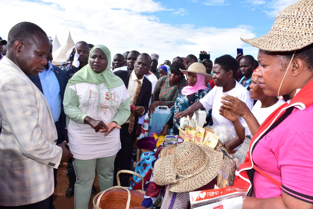 President Museveni Delivers Wealth Creation Empowerment Package to Kayunga Residents